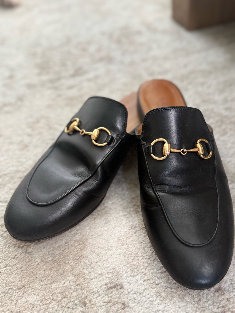 Gucci Princetown slippers Black Leather Horsebit Mules with Gold Hardware